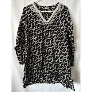 Tropical Escape Women's L Blouse White/ Black Design Bathing Suit cover Shirt